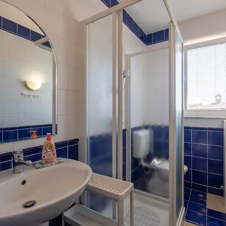 Apartmán With Wifi Basanija, Umag - 27839 *